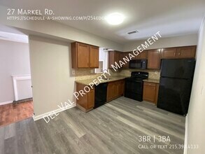27 Markel Rd in Malvern, PA - Building Photo - Building Photo