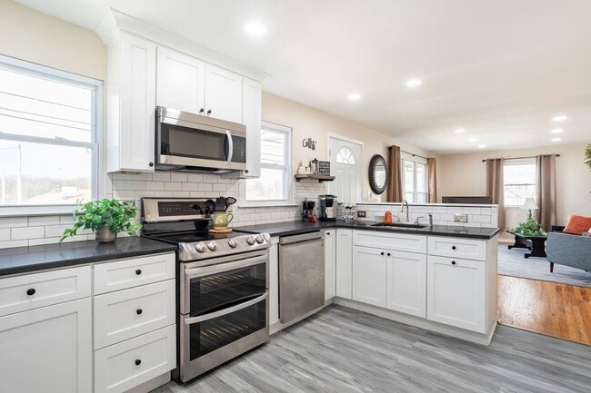 property at 2346 Pine St