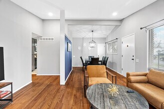 2310 Dove Dr in Florissant, MO - Building Photo - Building Photo