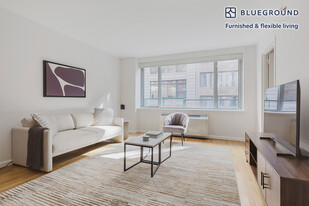 120 W 21st St in New York, NY - Building Photo