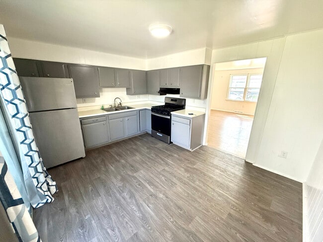 11 Hamilton Pl