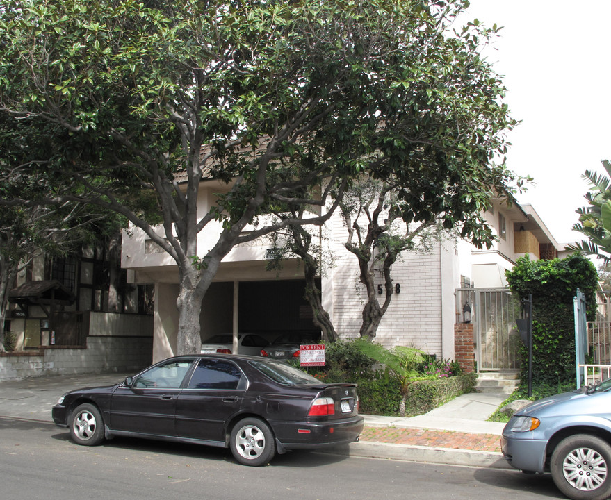 1538 Granville Ave in Los Angeles, CA - Building Photo