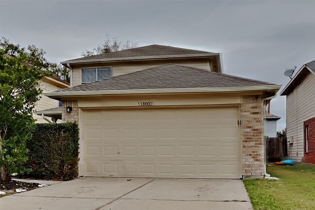 11802 Rolling Stream Dr