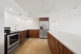 2100 Sans Souci Blvd in North Miami, FL - Building Photo