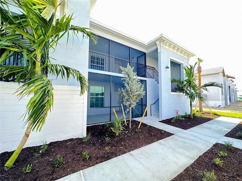 14234 Heritage Landing Blvd in Punta Gorda, FL - Building Photo