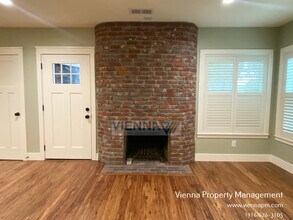 5668 11th Ave in Sacramento, CA - Building Photo - Building Photo