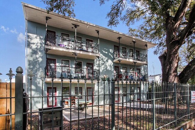 property at 1621 Governor Nicholls St