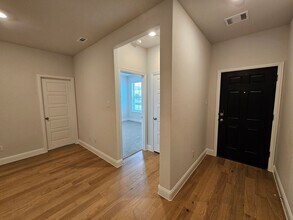 360 Greenhouse Dr in Plano, TX - Foto de edificio - Building Photo