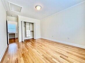 124 Thornton Rd, Unit 124 in Chestnut Hill, MA - Building Photo - Building Photo