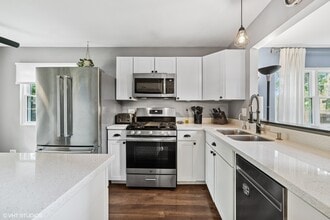 627 Ascot Ln in Streamwood, IL - Building Photo - Building Photo