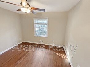 441 Aberdeen Dr in Stone Mountain, GA - Building Photo - Building Photo