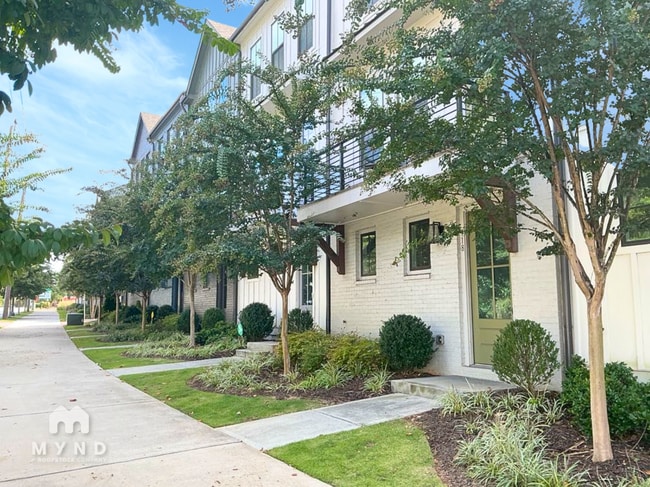 property at 118 Chestnut Cir