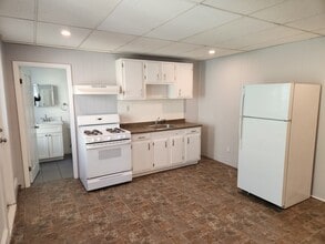 15 Tremont St, Unit 2 in Methuen, MA - Building Photo - Building Photo