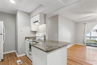 2724 Forest Ridge Dr in Fernandina Beach, FL - Building Photo - Building Photo