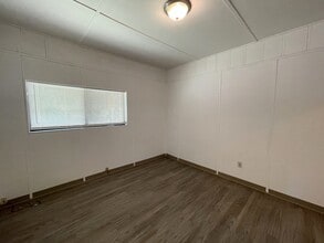 1098 Humboldt Rd in Chico, CA - Building Photo - Building Photo