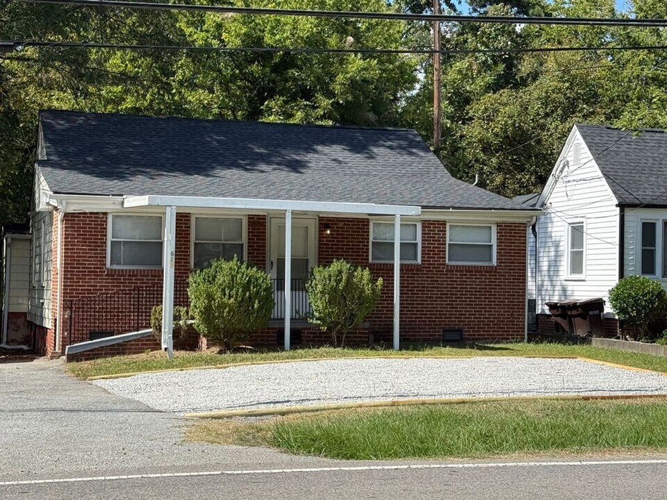 619 Old Oxford Rd in Durham, NC - Building Photo