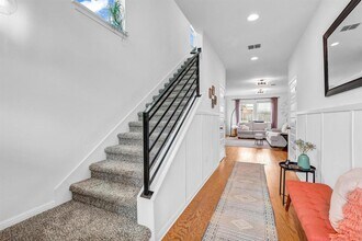 10825 Blacket Dr in Austin, TX - Building Photo - Building Photo