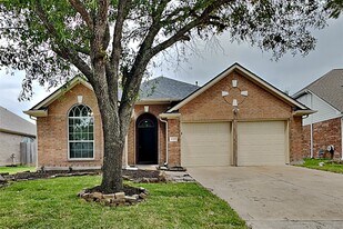6715 Atasca S Ct in Humble, TX - Building Photo