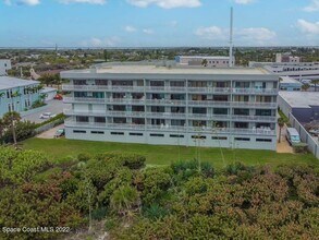 85 S Atlantic Ave in Cocoa Beach, FL - Building Photo - Building Photo