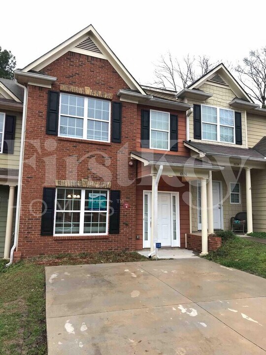 10136 Benton Woods Dr in Covington, GA - Building Photo