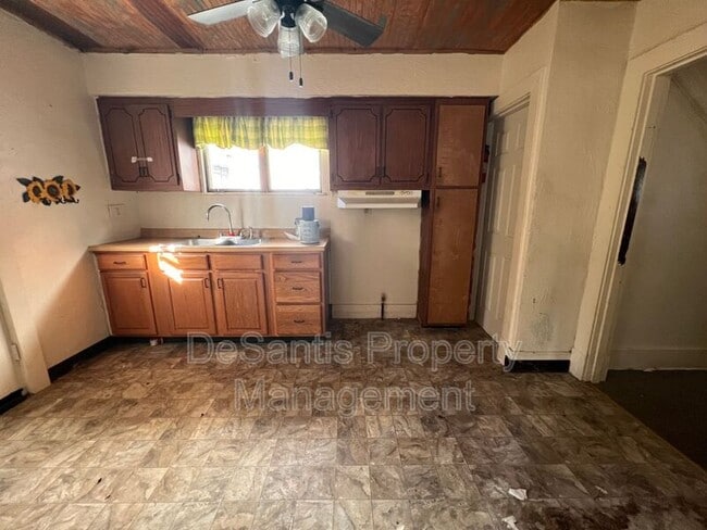 1220 Maple Ave in Monessen, PA - Building Photo - Building Photo