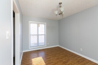 7014 Pantego Dr in Fayetteville, NC - Building Photo - Building Photo
