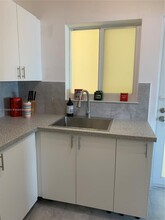 9281 W Bay Harbor Dr in Bay Harbor Islands, FL - Building Photo - Building Photo