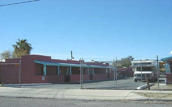 2511-2517 N Geronimo Ave in Tucson, AZ - Building Photo - Building Photo