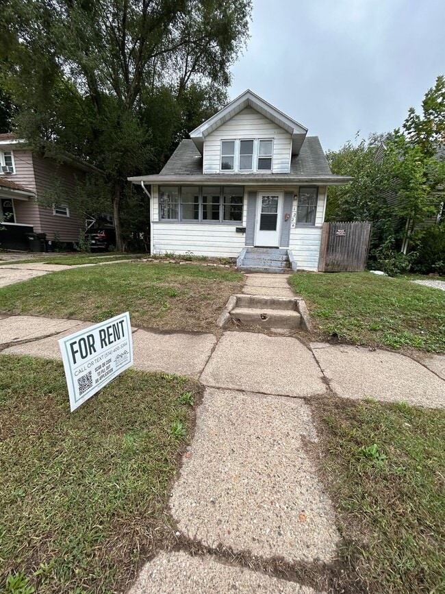 property at 1224 Eclipse Pl