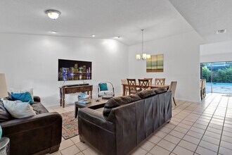 15139 SW 92nd Terrace in Miami, FL - Building Photo - Building Photo