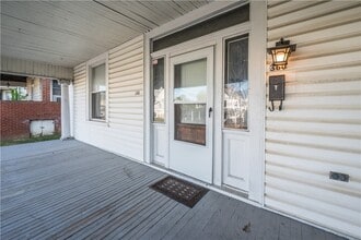 360 Duncan Ave in Washington, PA - Foto de edificio - Building Photo
