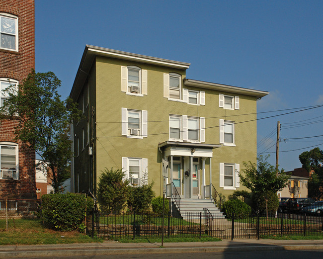 7 Lawrence St in Hartford, CT - Building Photo - Building Photo