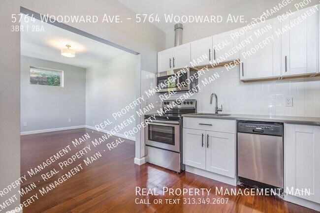 5764 Woodward Ave in Detroit, MI - Building Photo - Building Photo