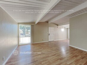 927 Barbra Ln in Redlands, CA - Foto de edificio - Building Photo