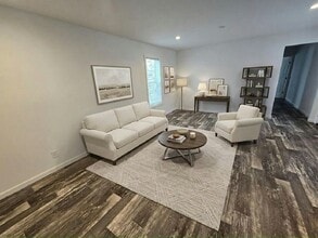 314 Oak Ln in Mankato, MN - Building Photo - Building Photo