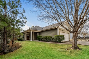 245 Hathaway Ln in Odenville, AL - Building Photo