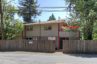 14615 River Rd in Guerneville, CA - Building Photo - Building Photo