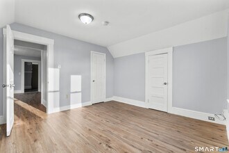 48 Park Terrace, Unit 1 in Bridgeport, CT - Building Photo - Building Photo