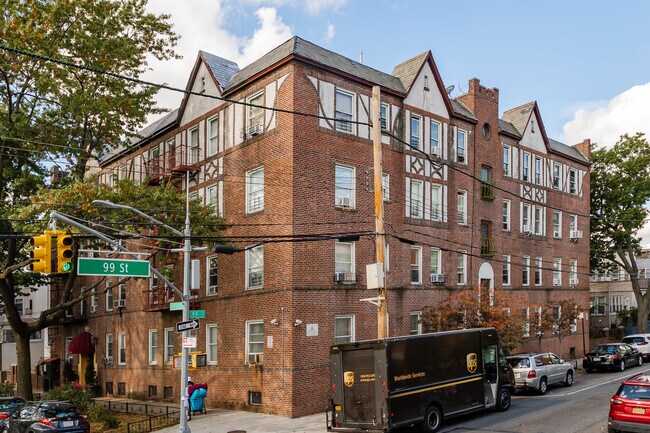 9815 34th Ave in Corona, NY - Building Photo - Building Photo