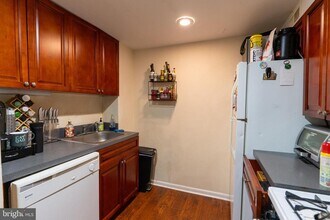 1026 S Randolph St in Philadelphia, PA - Building Photo - Building Photo