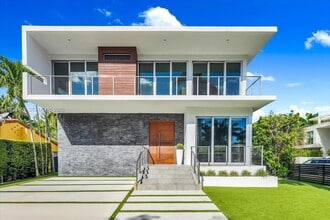 201 Palm Ave in Miami Beach, FL - Building Photo - Building Photo