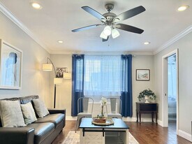 215 Piedmont Ave NE in Atlanta, GA - Building Photo