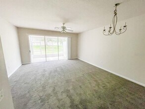 8324 72nd St E in Bradenton, FL - Building Photo - Building Photo