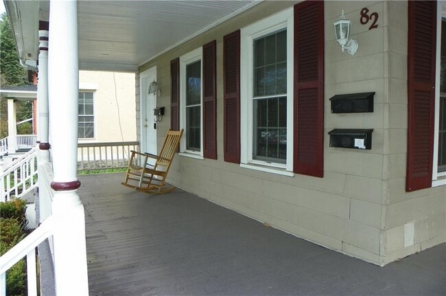 82 Adams St in Rochester, NY - Building Photo - Building Photo