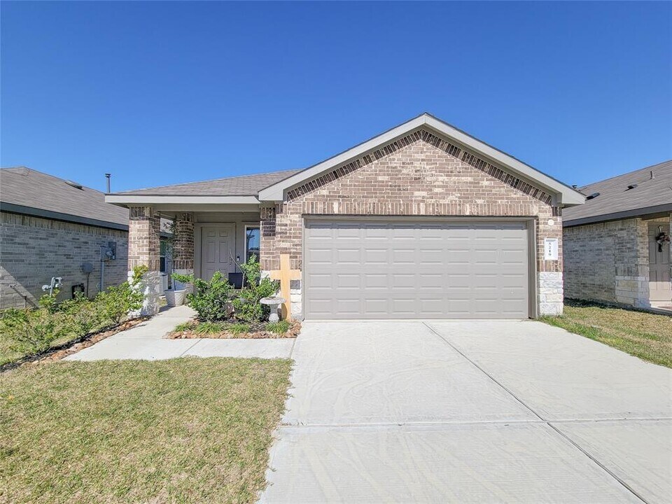 5219 Creekstone Rise Ln in Spring, TX - Building Photo