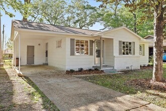 217 Pine Park Dr in Pearl, MS - Building Photo - Building Photo