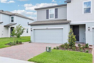 16430 Bird of Paradise Ave in Clermont, FL - Building Photo - Building Photo