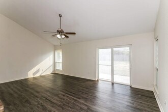 22107 Cimarron Pkwy in Katy, TX - Building Photo - Building Photo