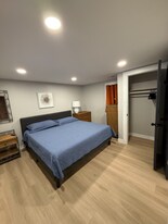 2327 Jackson St, Unit Apt 2 in Anderson, IN - Building Photo