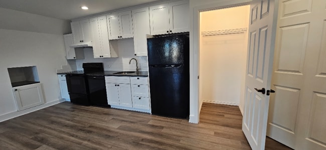 19 N Trooper Rd in Trooper, PA - Building Photo - Building Photo